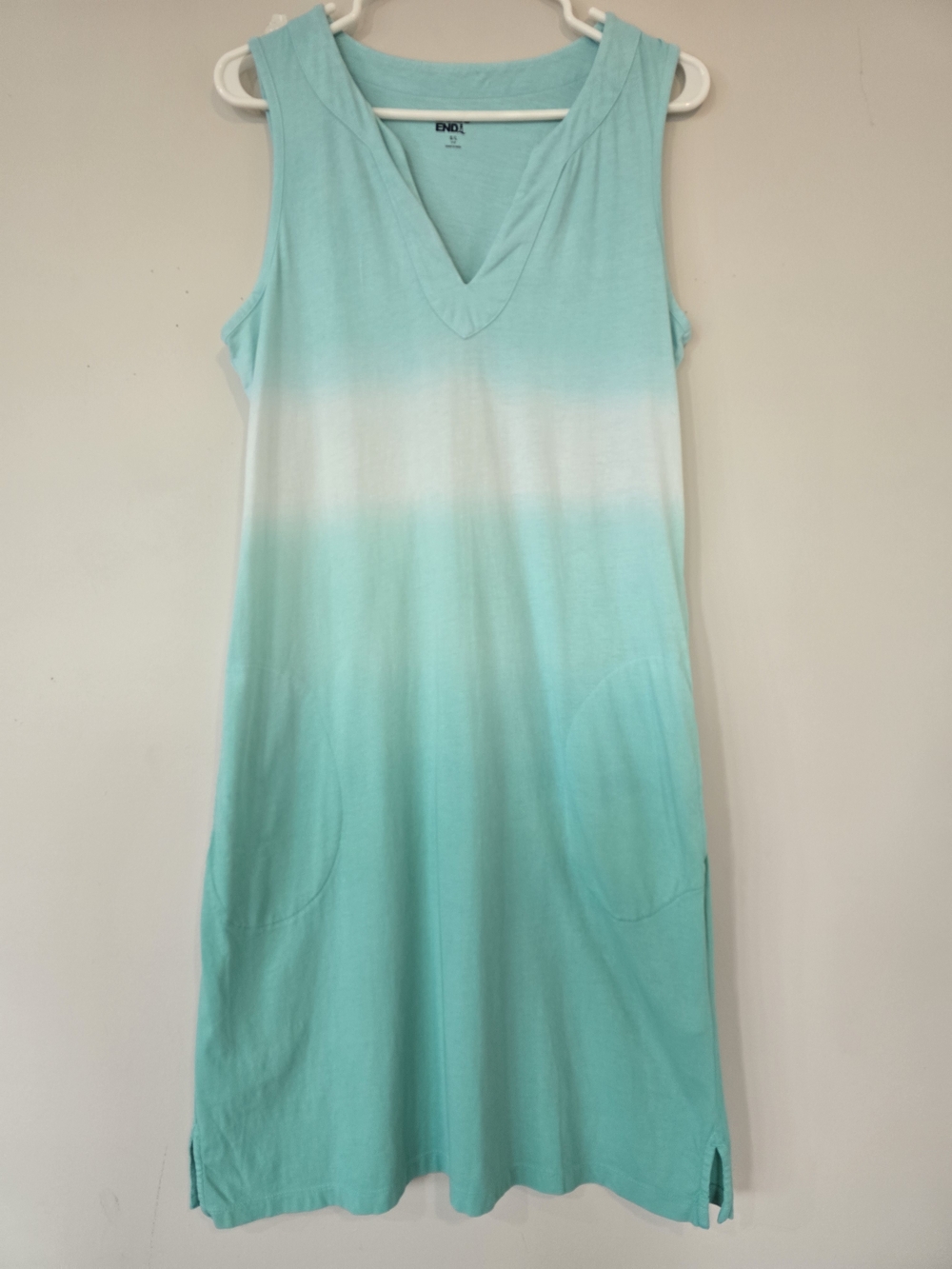 Lands' End Sleeveless V-Neck Ombre Turquoise Dress Size 6-8 Women's. Pockets!